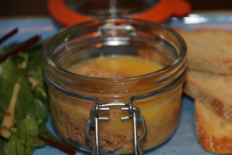 Seafood with a bite: potted crab